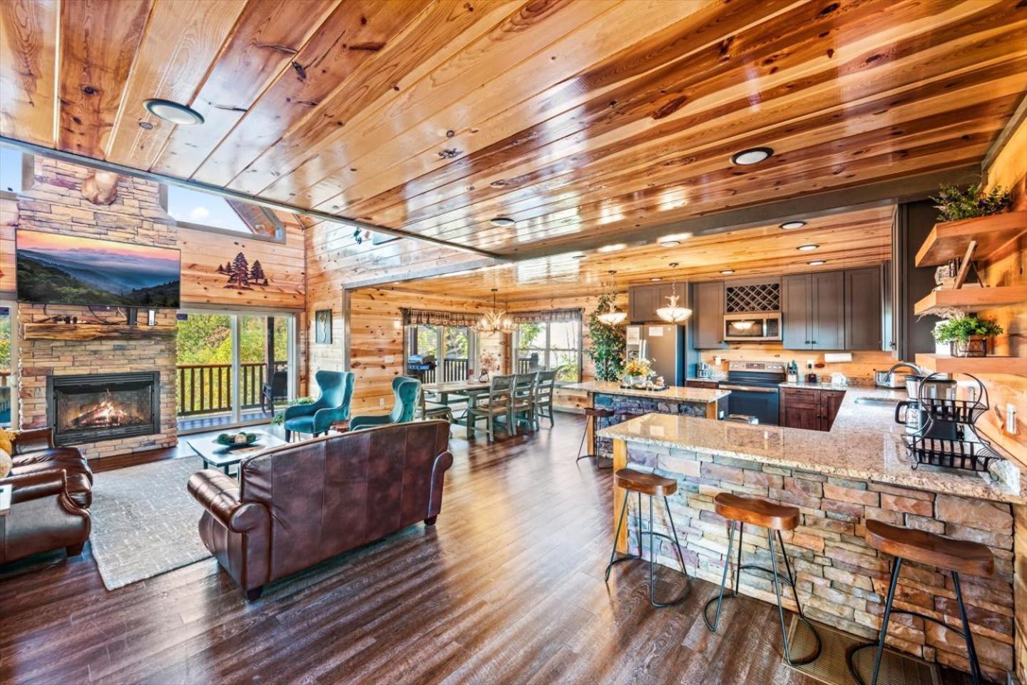 Indoor Pool, Volleyball Beach, Mountain View, Luxury Gatlinburg Eksteriør bilde